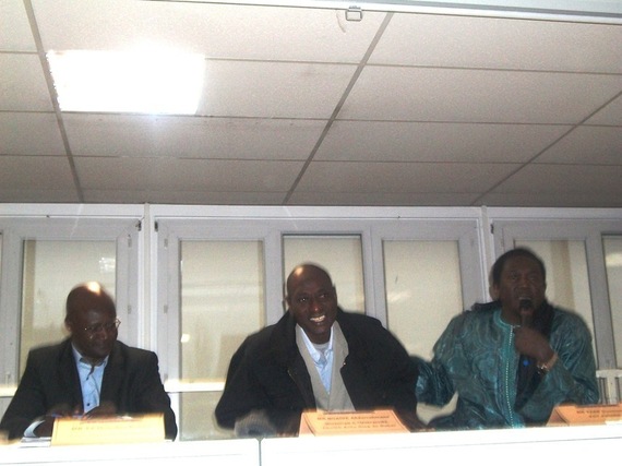 AVOMM: Des photos de la Journée de deuil du 5 décembre 2010 ( en attendant l'intégralité du film) AVOMM: Des photos de la Journée de deuil du 5 décembre 2010 ( en attendant l'intégralité du film)