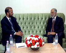 Alger : M. Belkhadem reçoit le vice-président du mouvement Tawassoul de Mauritanie Alger : M. Belkhadem reçoit le vice-président du mouvement Tawassoul de Mauritanie