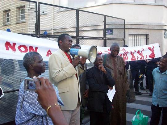 (1) Grande mobilisation à Paris contre le coup d’état en Mauritanie