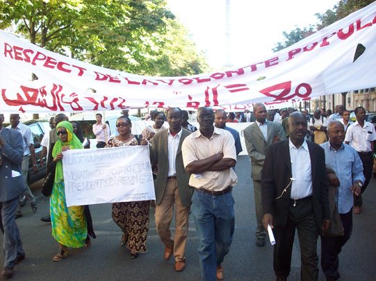 (3) Grande mobilisation à Paris contre le coup d'état en Mauritanie (3) Grande mobilisation à Paris contre le coup d'état en Mauritanie