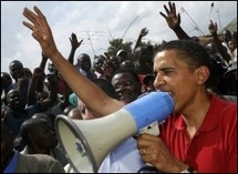 Barack Obama à Kibera, au Kenya le 27 août 2006 Barack Obama à Kibera, au Kenya le 27 août 2006