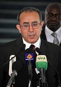 M. Ramtane Lamamra : Dialogue avec les putschistes en Mauritanie (le Président renversé est 'légitime et doit être rétabli dans la plénitude de ses fonctions'.)