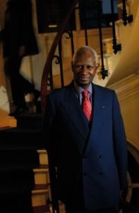 Abdou Diouf: 'Nous ne pouvons pas laisser le français s'effilocher' Abdou Diouf: 'Nous ne pouvons pas laisser le français s'effilocher'
