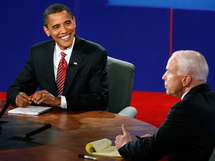 John McCain reconnaît sa défaite et félicite Barack Obama John McCain reconnaît sa défaite et félicite Barack Obama
