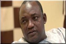 Adama Barrow : seule la menace d’user de la force a amené Yaya Djamé à partir Adama Barrow : seule la menace d’user de la force a amené Yaya Djamé à partir