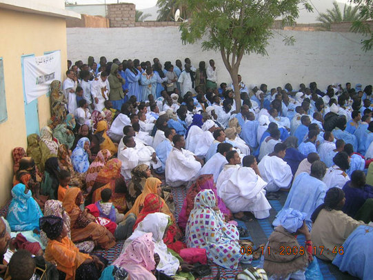 Imposant meeting à Zouérate: les Mauritaniens rejettent le Putsch (reportage en images) Imposant meeting à Zouérate: les Mauritaniens rejettent le Putsch (reportage en images)