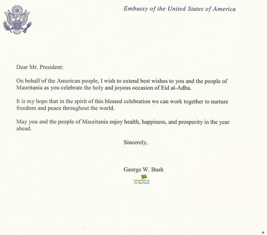 Le Chargé d'Affaire de l'Ambassade des Etats Unis à Lemden pour présenter les voeux du Président Bush à son homologue mauritanien à l'occasion de Elaîd Le Chargé d'Affaire de l'Ambassade des Etats Unis à Lemden pour présenter les voeux du Président Bush à son homologue mauritanien à l'occasion de Elaîd