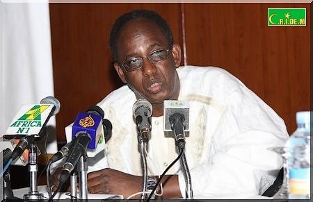 Le président de l'OCVIDH Soumaré Abdoul Aziz , Ousmane Abdoul Sarr et Kane Harouna de l'AVOMM en Mauritanie!
