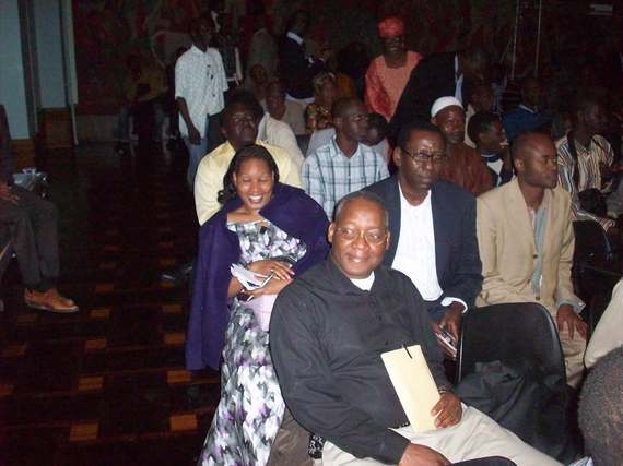 Photos de la conférence publique à Paris du président de l'AJD/MR, M. Ibrahima Moctar Sarr Photos de la conférence publique à Paris du président de l'AJD/MR, M. Ibrahima Moctar Sarr
