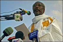 Messaoud Ould Boulkheir : «Il est à craindre que l’initiative du Sénégal ne soit qu’une tentative de retarder l’application des sanctions» Messaoud Ould Boulkheir : «Il est à craindre que l’initiative du Sénégal ne soit qu’une tentative de retarder l’application des sanctions»