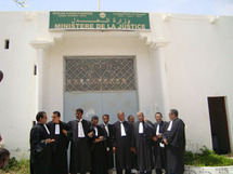 Collectif de défense dans le dossier AIR MAURITANIE : «Le ministère public s’obstine dans le refus d’exécuter l’arrêt de la cour suprême» Collectif de défense dans le dossier AIR MAURITANIE : «Le ministère public s’obstine dans le refus d’exécuter l’arrêt de la cour suprême»