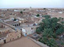 Adrar: 20 cas de fortes fièvres inconnues, cécité nocturne et écoulements permanents à Tenwemende-Ain Savra