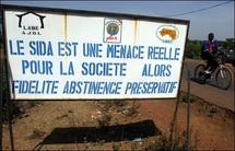 Afrique: le virus du sida progresse toujours deux fois plus vite que les ARV Afrique: le virus du sida progresse toujours deux fois plus vite que les ARV
