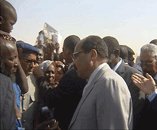 Le président de la république effectue une visite inopinée à El Hay Essaken et à un bâtiment gouvernemental Le président de la république effectue une visite inopinée à El Hay Essaken et à un bâtiment gouvernemental