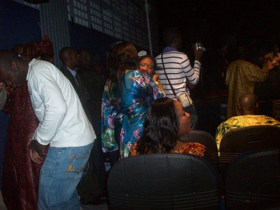 Rétro/ LE CONCERT DE DEMBA NDIAYE NDILLAN A MANTES LA JOLIE A TENU TOUTES SES PROMESSES ( quelques images de la salle) Rétro/ LE CONCERT DE DEMBA NDIAYE NDILLAN A MANTES LA JOLIE A TENU TOUTES SES PROMESSES ( quelques images de la salle)