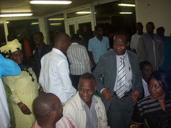 Conférence publique de Mr Souleymane Jules Diop à Mantes la Jolie (photos)