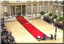 L’Elysée déroule le tapis rouge pour Aziz L’Elysée déroule le tapis rouge pour Aziz