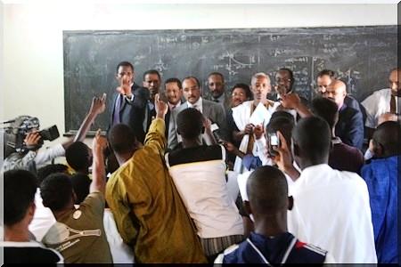 Ould Abdel Aziz au lycée d’Arafat [Reportage-Photos, cridem]