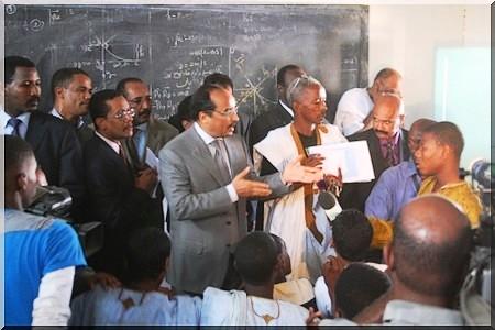 Ould Abdel Aziz au lycée d’Arafat [Reportage-Photos, cridem]