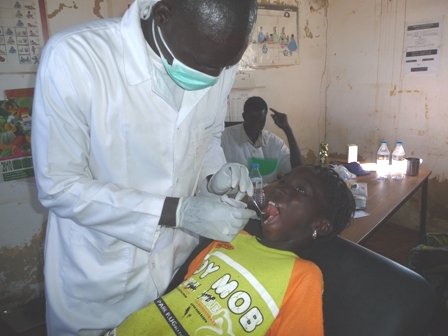 Reportage photos de la journée du 18 février 2010 Caravane de santé (Dabaye M’Bagnik) Reportage photos de la journée du 18 février 2010 Caravane de santé (Dabaye M’Bagnik)