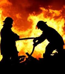 CONTROVERSE SUR LE NOMBRE DE VICTIMES : Un violent incendie a fait des morts au « Daaka » de Médina Gounass CONTROVERSE SUR LE NOMBRE DE VICTIMES : Un violent incendie a fait des morts au « Daaka » de Médina Gounass