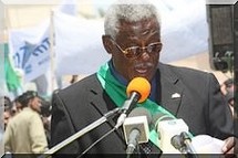 Le Maire de Nouadhibou prononce son discours devant le Premier ministre en français Le Maire de Nouadhibou prononce son discours devant le Premier ministre en français