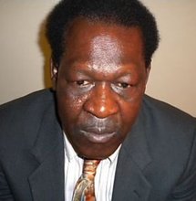 Thiam Ousmane Moussa est un ancien député AC élu en 2001. Il est le coordinateur régional de l'AJD/MR à Dakhlet Nouadhibou.
