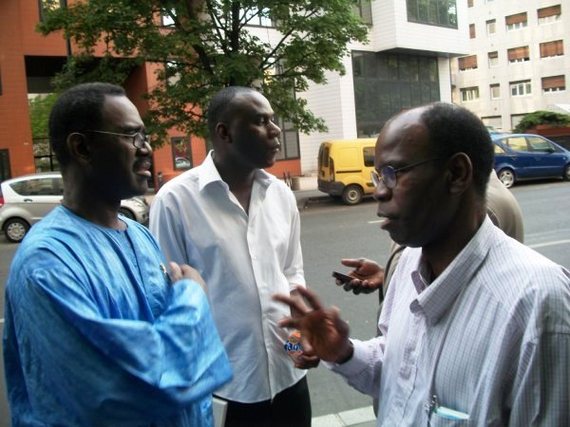 Reportage photos de la Conférence de Monsieur Kane Hamidou Baba, président du MPR, à Paris