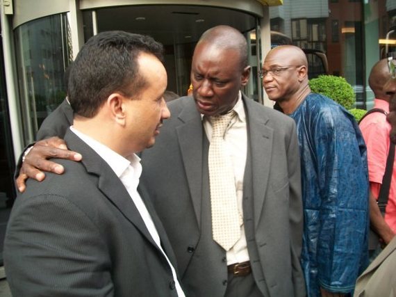 Reportage photos de la Conférence de Monsieur Kane Hamidou Baba, président du MPR, à Paris