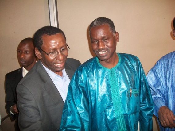 Reportage photos de la Conférence de Monsieur Kane Hamidou Baba, président du MPR, à Paris