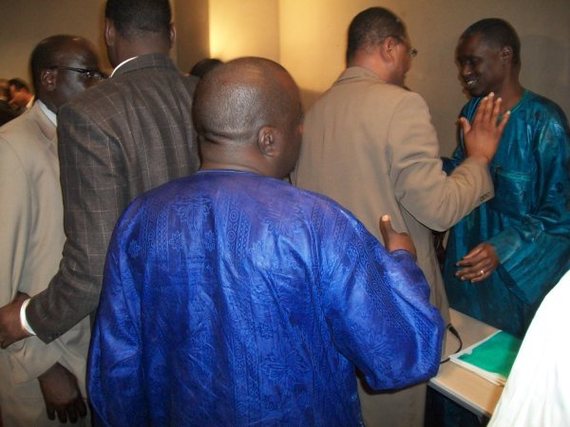 Reportage photos de la Conférence de Monsieur Kane Hamidou Baba, président du MPR, à Paris