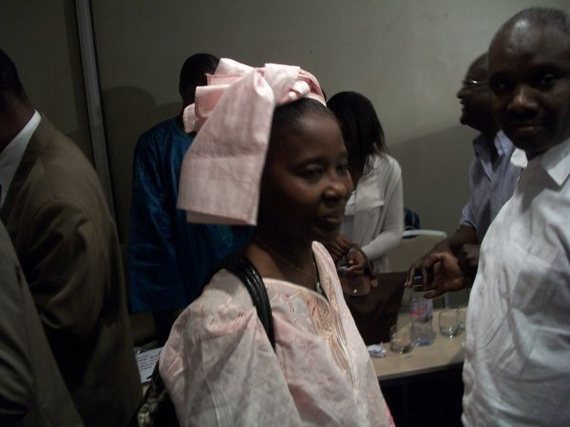 Reportage photos de la Conférence de Monsieur Kane Hamidou Baba, président du MPR, à Paris