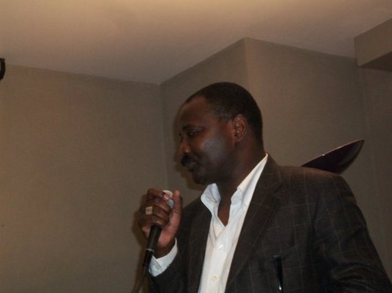 Suite du reportage photos de la Conférence de Monsieur Kane Hamidou Baba, président du MPR, à Paris