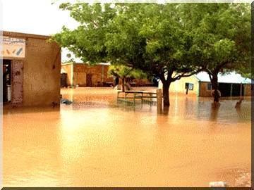 Rentrée scolaire 2010-2011 : Les inondations risquent de gâter la fête dans certains établissements Rentrée scolaire 2010-2011 : Les inondations risquent de gâter la fête dans certains établissements