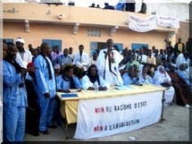 Deux membres du Front pour la Lutte contre l’Esclavage, le Racisme et l’Exclusion en Mauritanie arrêtés puis relâchés à El Mina. Deux membres du Front pour la Lutte contre l’Esclavage, le Racisme et l’Exclusion en Mauritanie arrêtés puis relâchés à El Mina.