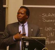 Simon Deng, noir, chrétien et esclave des musulmans au Soudan Simon Deng, noir, chrétien et esclave des musulmans au Soudan