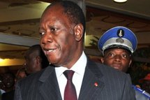 Ouattara appelle à déloger Gbagbo du pouvoir par la force Ouattara appelle à déloger Gbagbo du pouvoir par la force