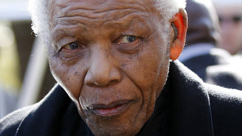 Nelson Mandela hospitalisé Nelson Mandela hospitalisé