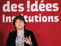 Martine Aubry au Sénégal, pour "rompre" avec le discours de Dakar de Sarkozy Martine Aubry au Sénégal, pour "rompre" avec le discours de Dakar de Sarkozy