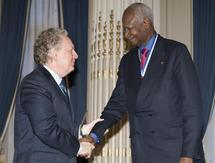 Le Premier Ministre du Québec et Monsieur Abdou Diouf Le Premier Ministre du Québec et Monsieur Abdou Diouf