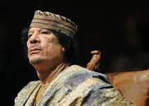 Menacé par l'Occident, Kadhafi bénéficie encore de soutiens en Afrique Menacé par l'Occident, Kadhafi bénéficie encore de soutiens en Afrique