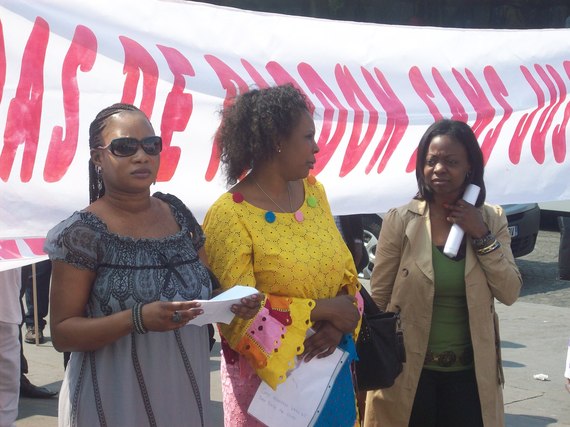 Manifestation de l'AVOMM, de l'OCVIDH et de l'ARMME en images (Paris 23 avril 2011). Manifestation de l'AVOMM, de l'OCVIDH et de l'ARMME en images (Paris 23 avril 2011).
