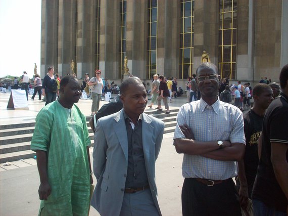 Manifestation de l'AVOMM, de l'OCVIDH et de l'ARMME en images (Paris 23 avril 2011). Manifestation de l'AVOMM, de l'OCVIDH et de l'ARMME en images (Paris 23 avril 2011).