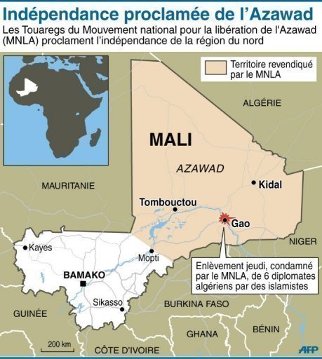 Mali: les militaires rendent le pouvoir, l'anarchie dans le Nord demeure