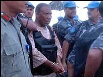 Charles Taylor lors de son arrestation Charles Taylor lors de son arrestation