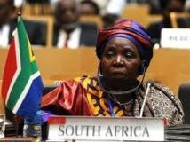La Sud-Africaine Dlamini-Zuma élue présidente de la Commission de l'Union Africaine La Sud-Africaine Dlamini-Zuma élue présidente de la Commission de l'Union Africaine