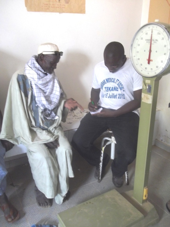 Caravane médicale et sociale à Tékane, photos Caravane médicale et sociale à Tékane, photos