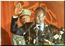 Le président malien par intérim est rentré à Bamako après 2 mois d'absence. Le président malien par intérim est rentré à Bamako après 2 mois d'absence.