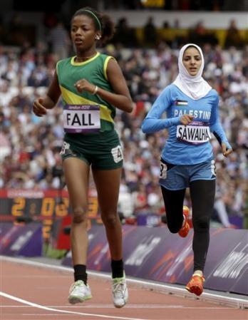 Des JO de Londres Aïcha Fall s'exprime : "En Mauritanie, on se fait humilier parce que l’on s’entraîne" Des JO de Londres Aïcha Fall s'exprime : "En Mauritanie, on se fait humilier parce que l’on s’entraîne"