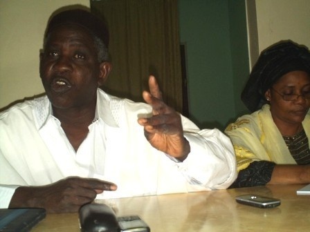 Compte rendu de la rencontre du bureau du Mouvement des Femmes avec le Président Ibrahima Moctar SARR (photos) Compte rendu de la rencontre du bureau du Mouvement des Femmes avec le Président Ibrahima Moctar SARR (photos)